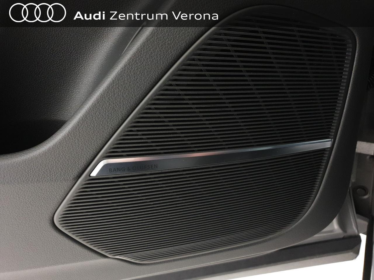 4.0TFSI 507CV quattro tiptronic Sport Attitude