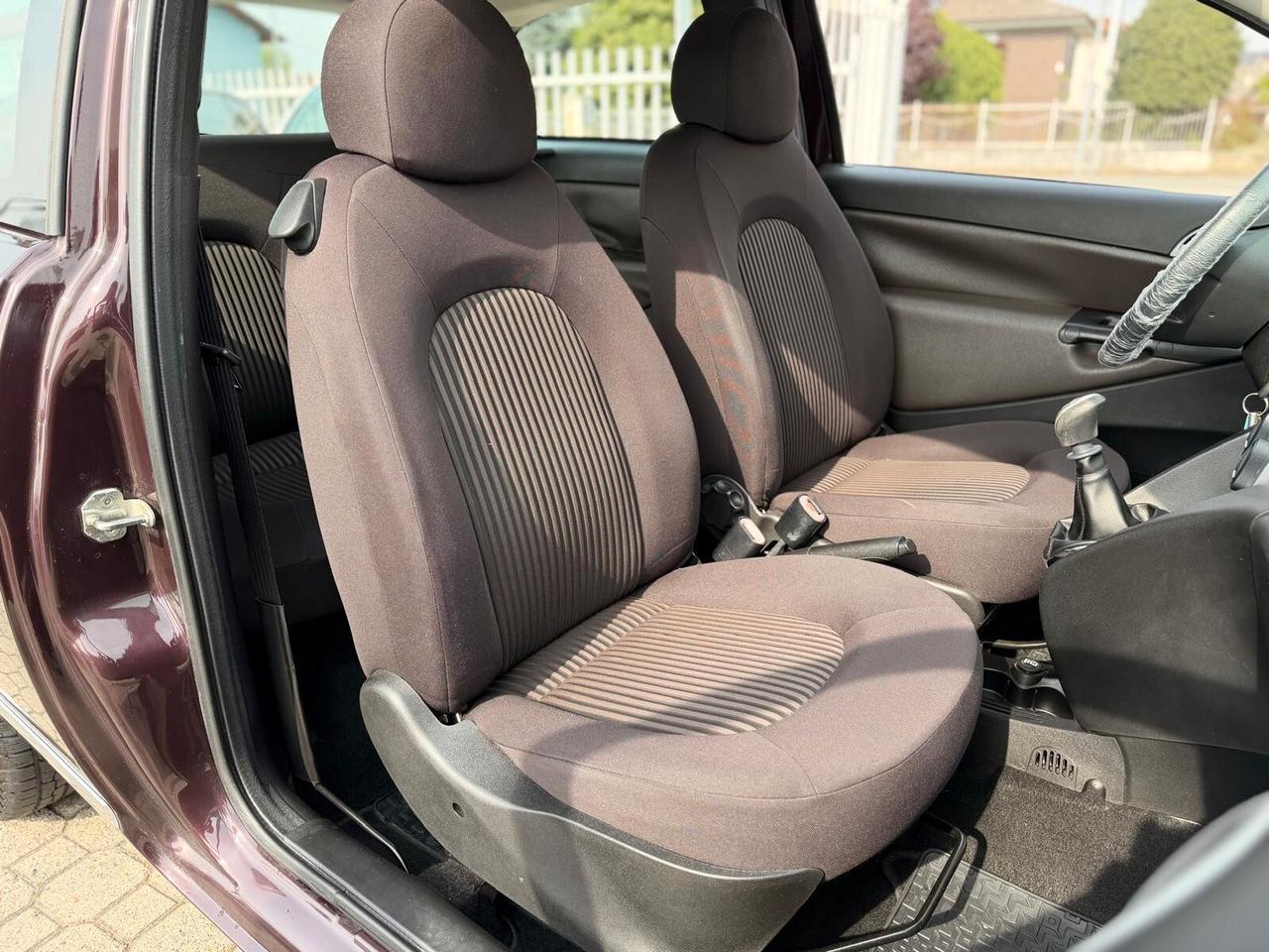 Lancia Ypsilon 1.2 Argento