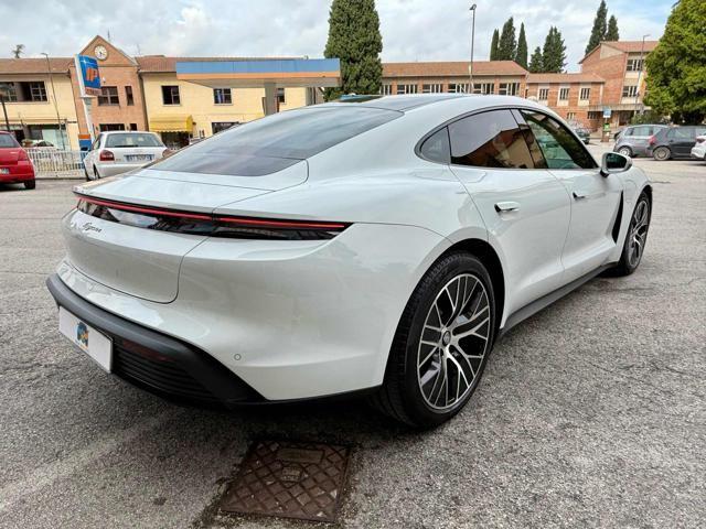 PORSCHE Taycan Taycan