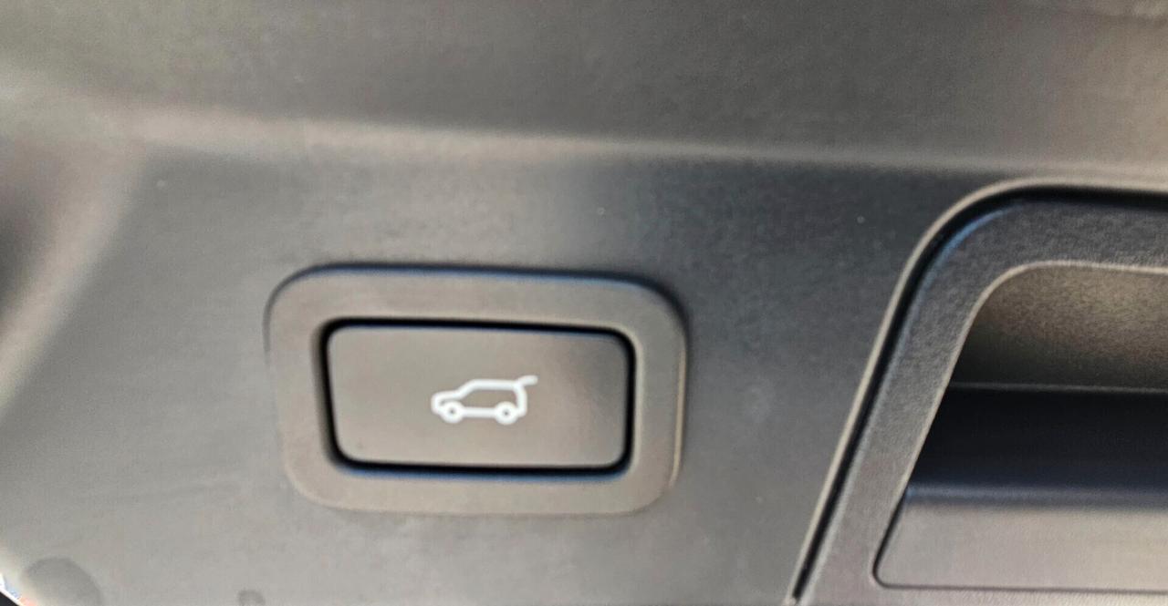 Land Rover Range Velar 2.0 Hybrid