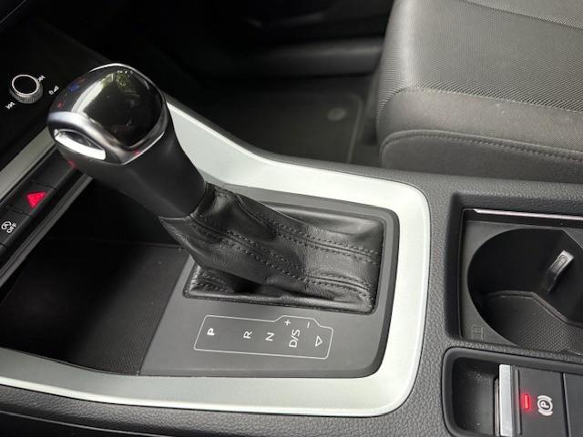 AUDI Q3 35 2.0 tdi Business s-tronic