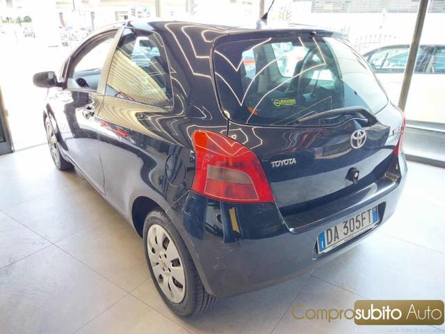 TOYOTA Yaris 1.3 3 porte