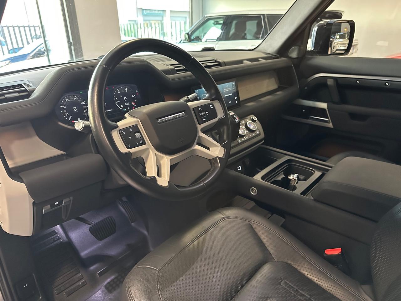 Land Rover Defender 110 3.0D I6 200 CV AWD Auto SE