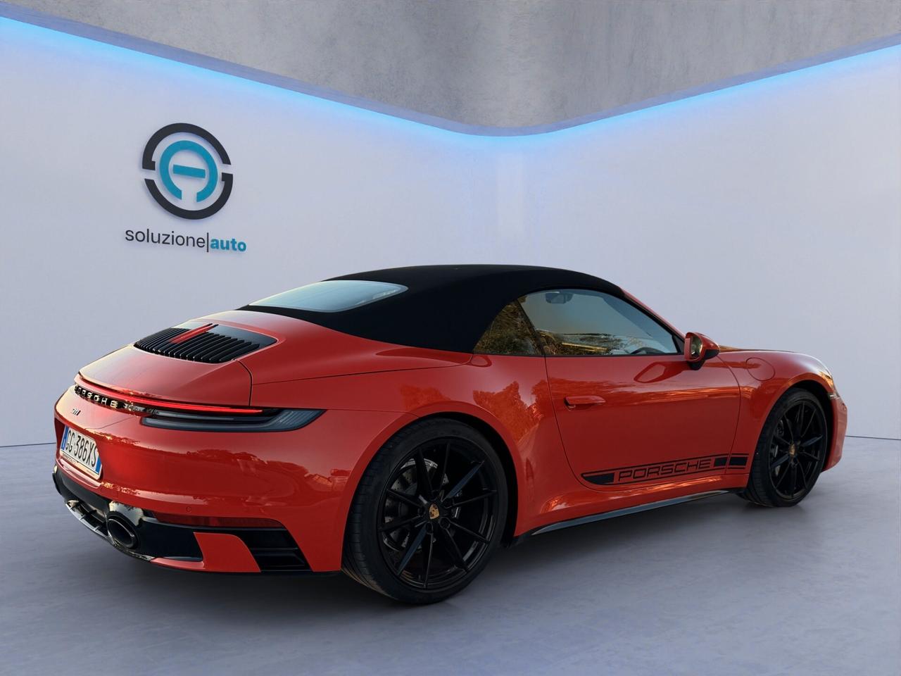 Porsche 911 Carrera Cabriolet 992