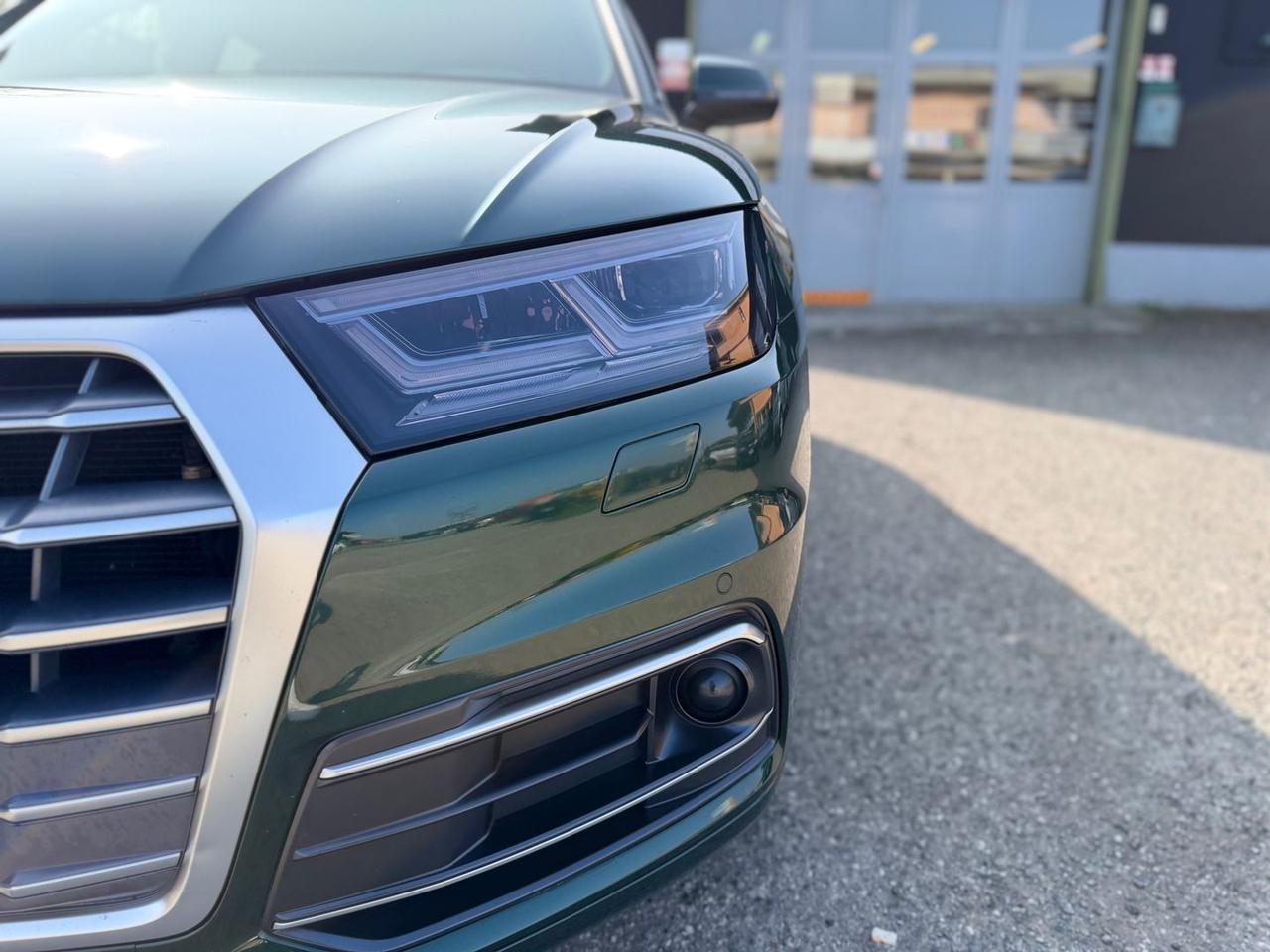 Audi Q5 Business Sport 2.0 40 TDI #9784