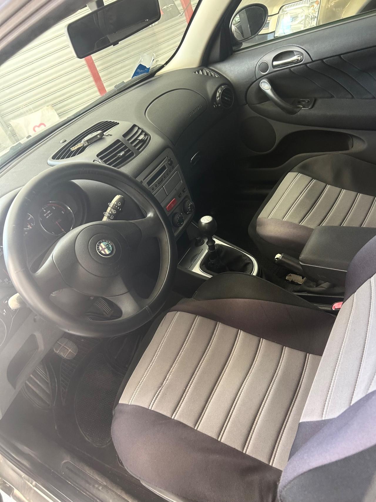 Alfa Romeo 147 1.9 JTD (115) 5 porte Exclusive