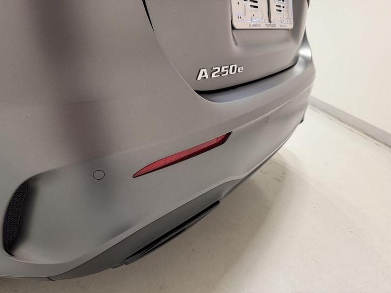 Mercedes-Benz Classe A A 250 e PHEV (Eq-Power) Premium auto AMG Plug-In