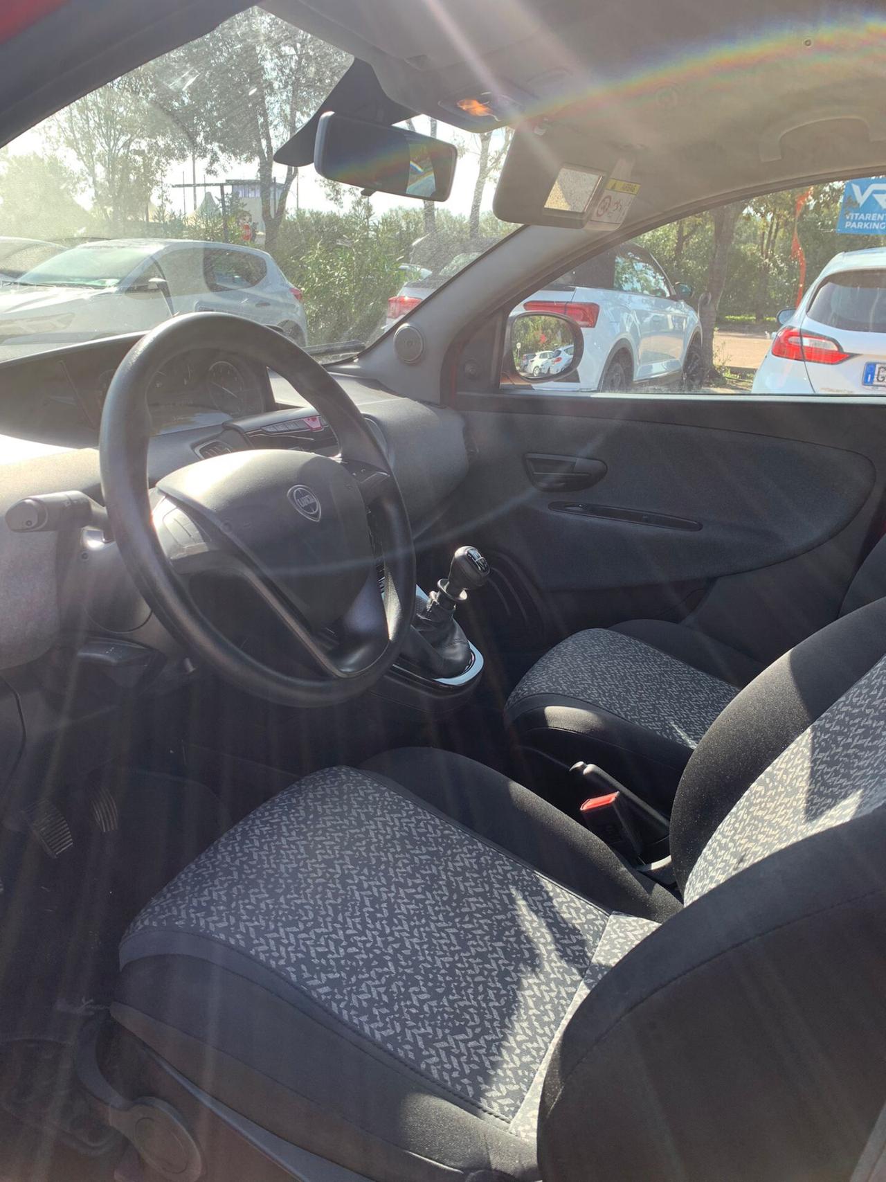 Lancia Ypsilon 1.0 PASSAGGIO INCLUSO