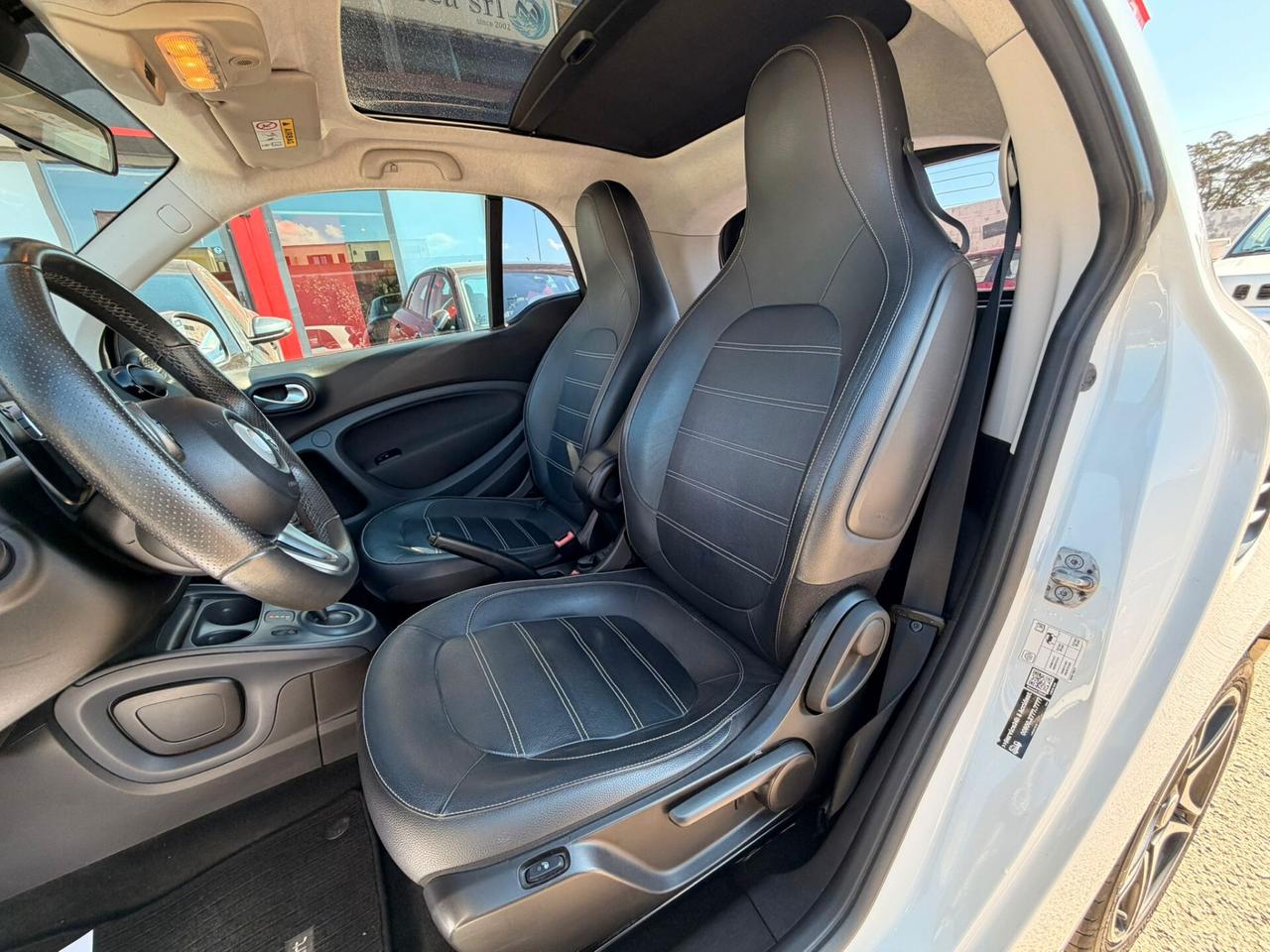 SMART FORTWO AUTOMATICA 90CV TETTO LED FULL