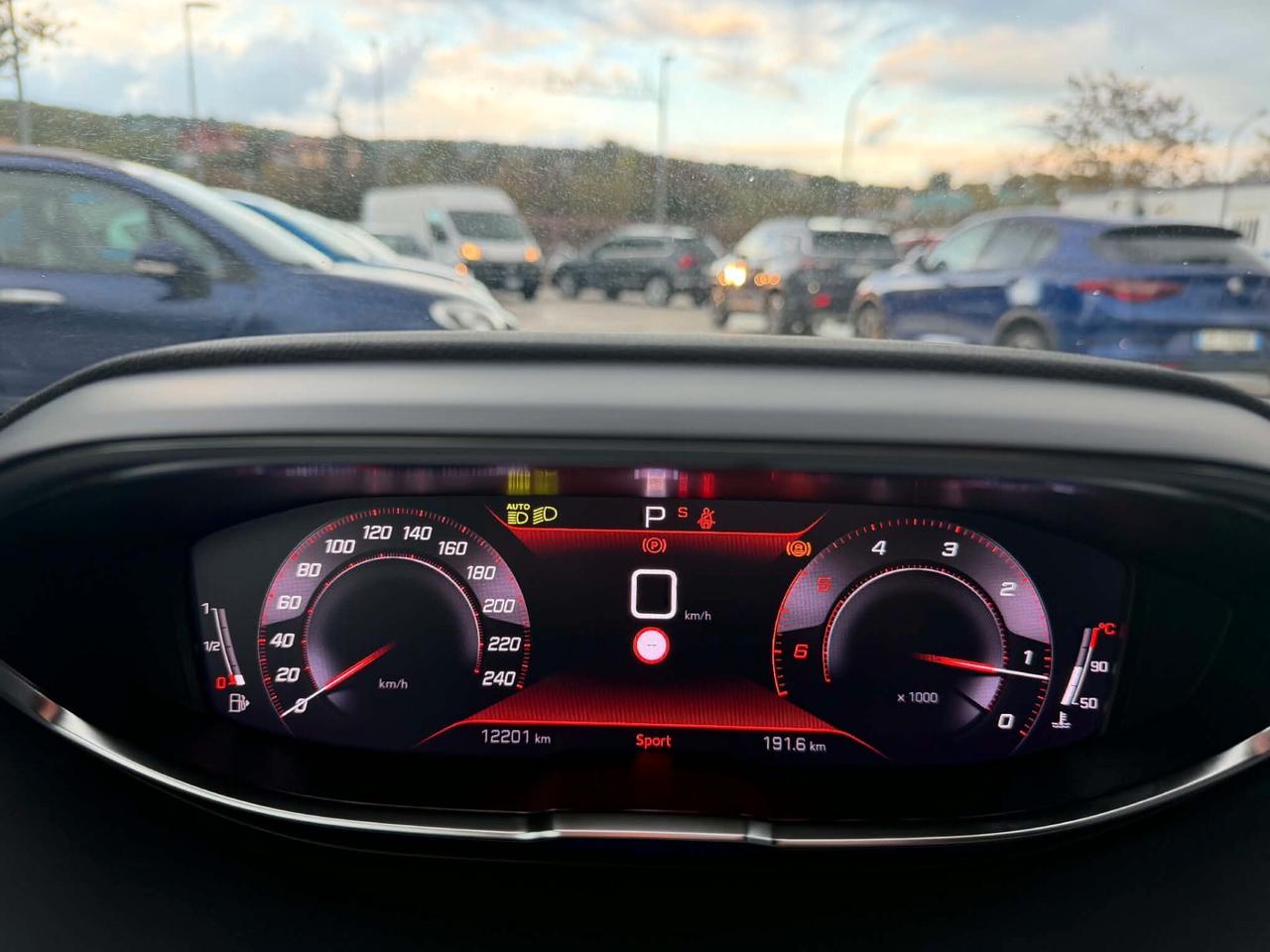 Peugeot 3008 TOTAL BLACK 1.5 Hdi 130CV EAT8
