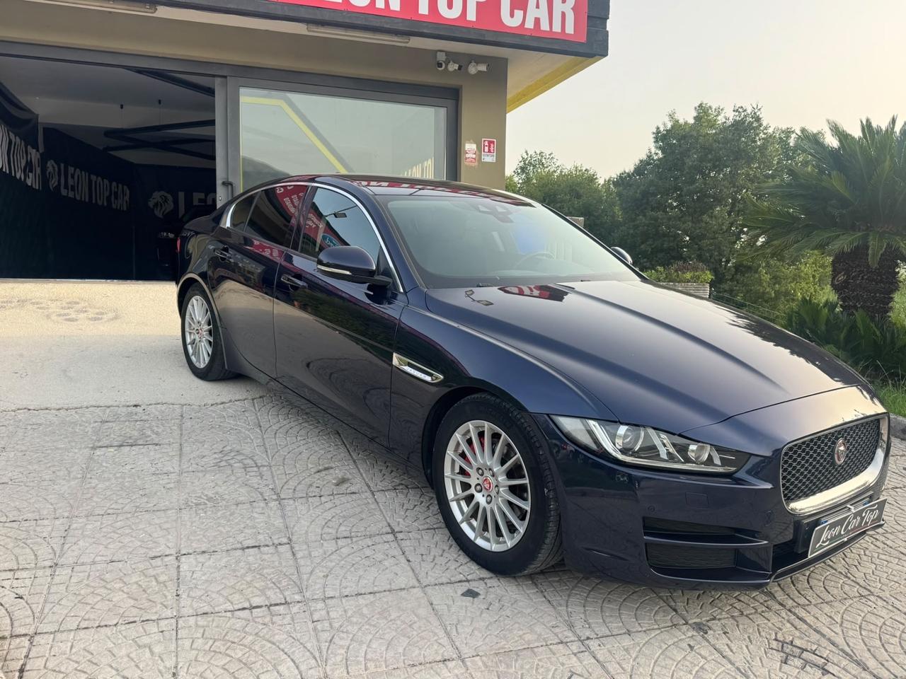 Jaguar XE garantita 12 mesi perfetta