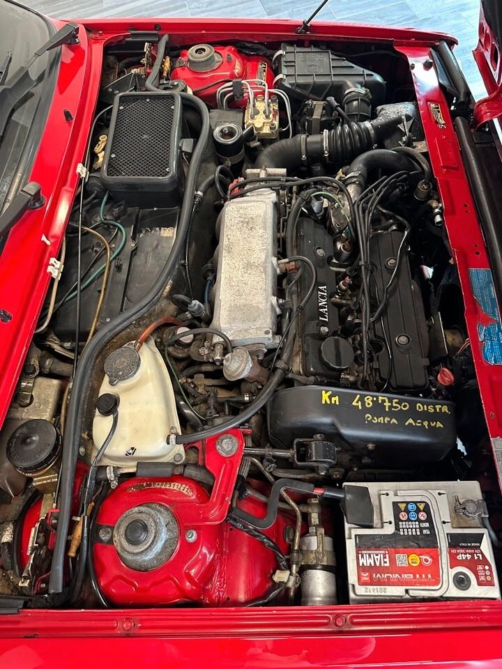 Lancia Delta HF INTEGRALE 8V KAT