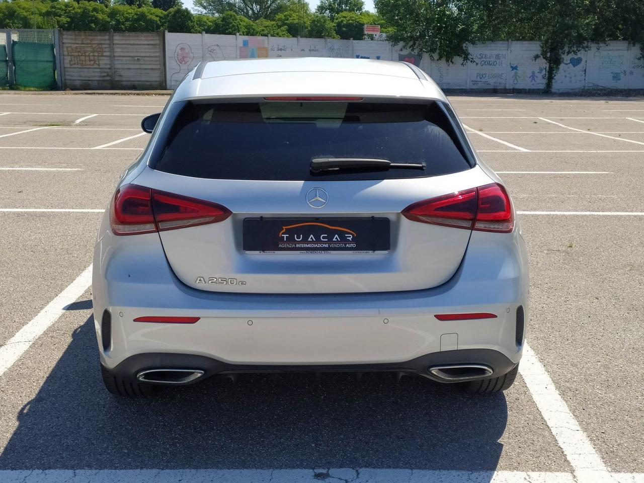 Mercedes-Benz EQA Premium A 250 E PHEV