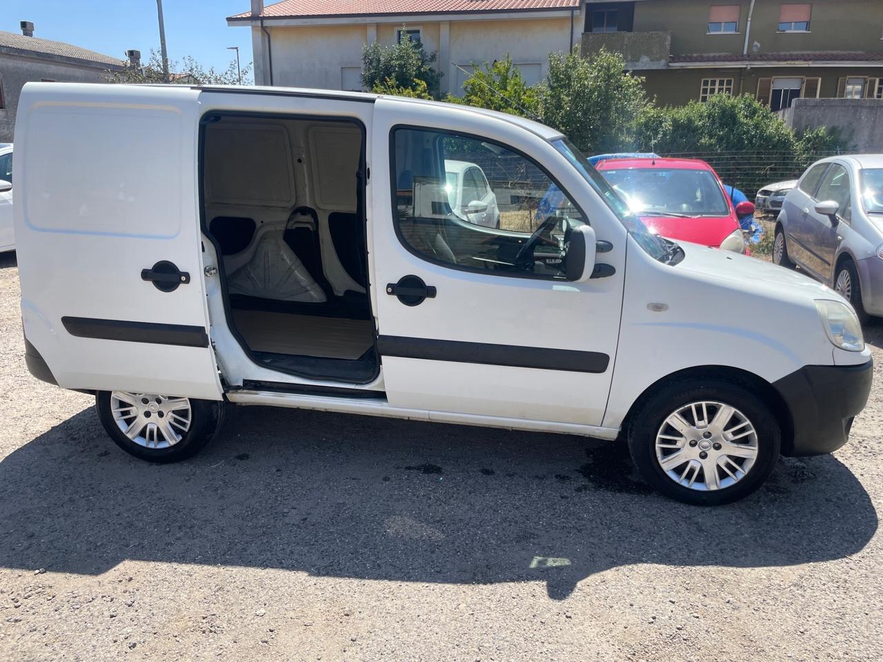 Fiat Doblo 1.9 Mjt 105 cv km 146 mila