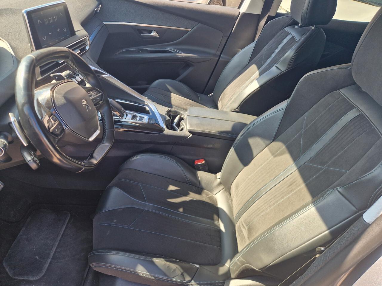 Peugeot 3008 BlueHDi 130 S&S EAT8 Crossway-2020