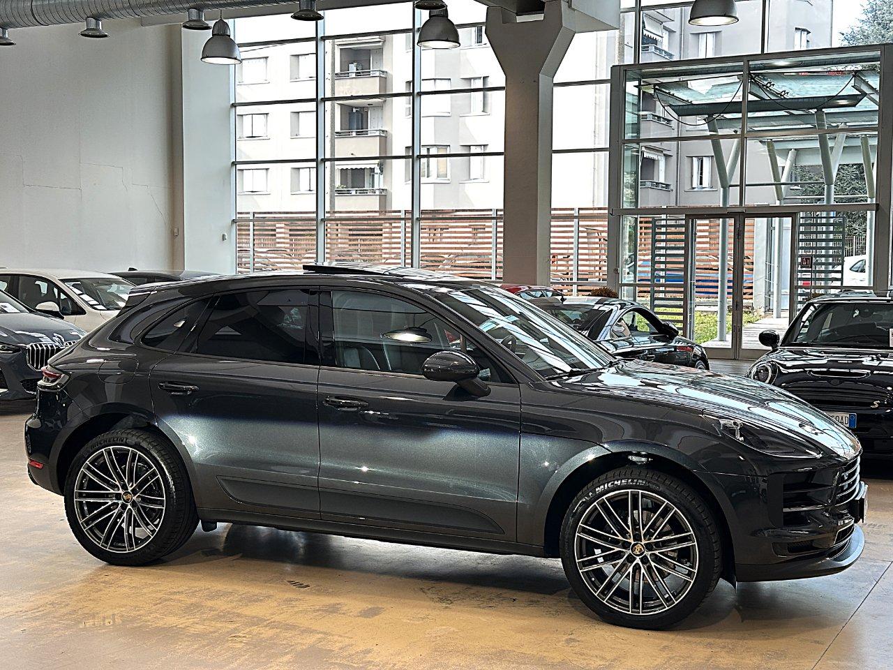 Porsche Macan 2.0 245cv PDK - 21" - Tetto - Camera - PASM
