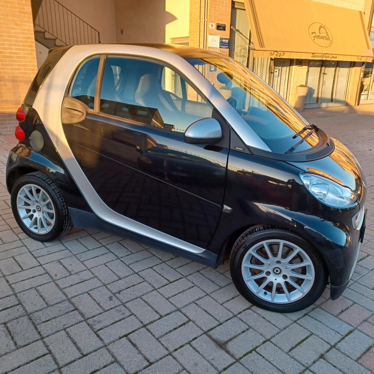 SMART FOR TWO 1.0 NEOPATENTATI AUTOM CAMBIO RIFATTO