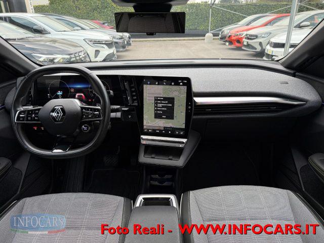 RENAULT Megane E-Tech Electric 220 CV Comfort Range - PROMO