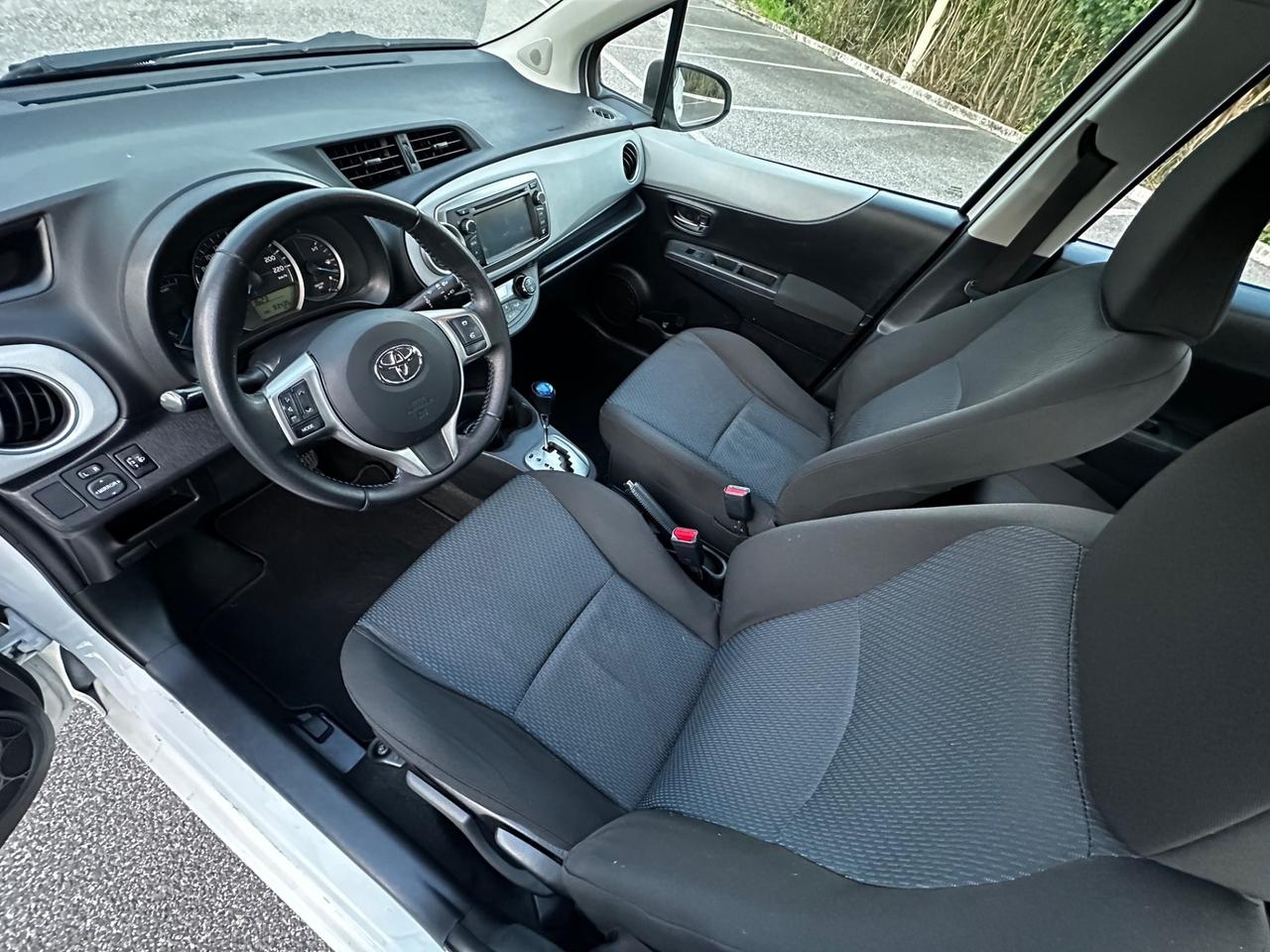 Toyota Yaris Hybrid Lounge Unico Proprietario