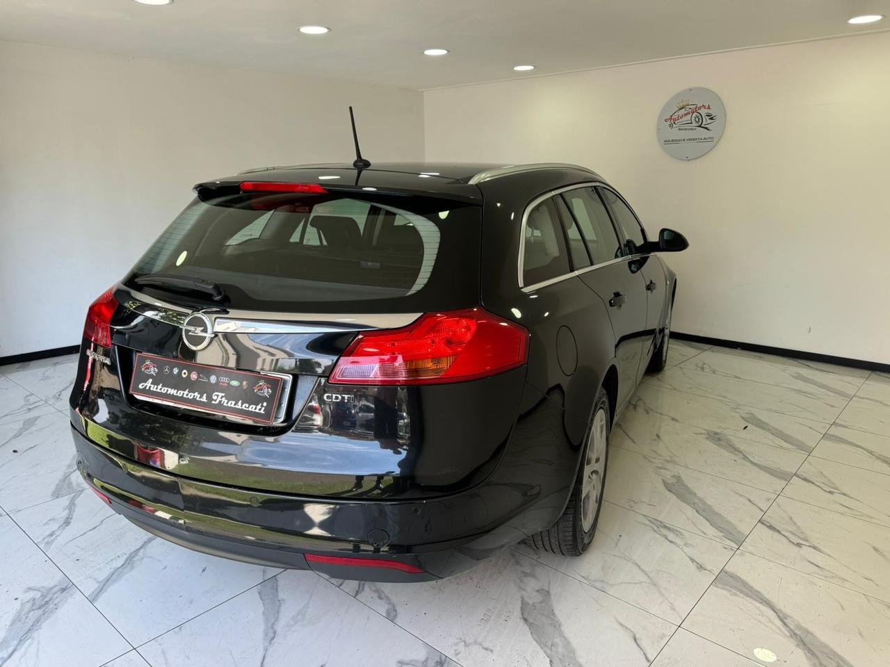 Opel Insignia 2.0 CDTI Sports Tourer -2012