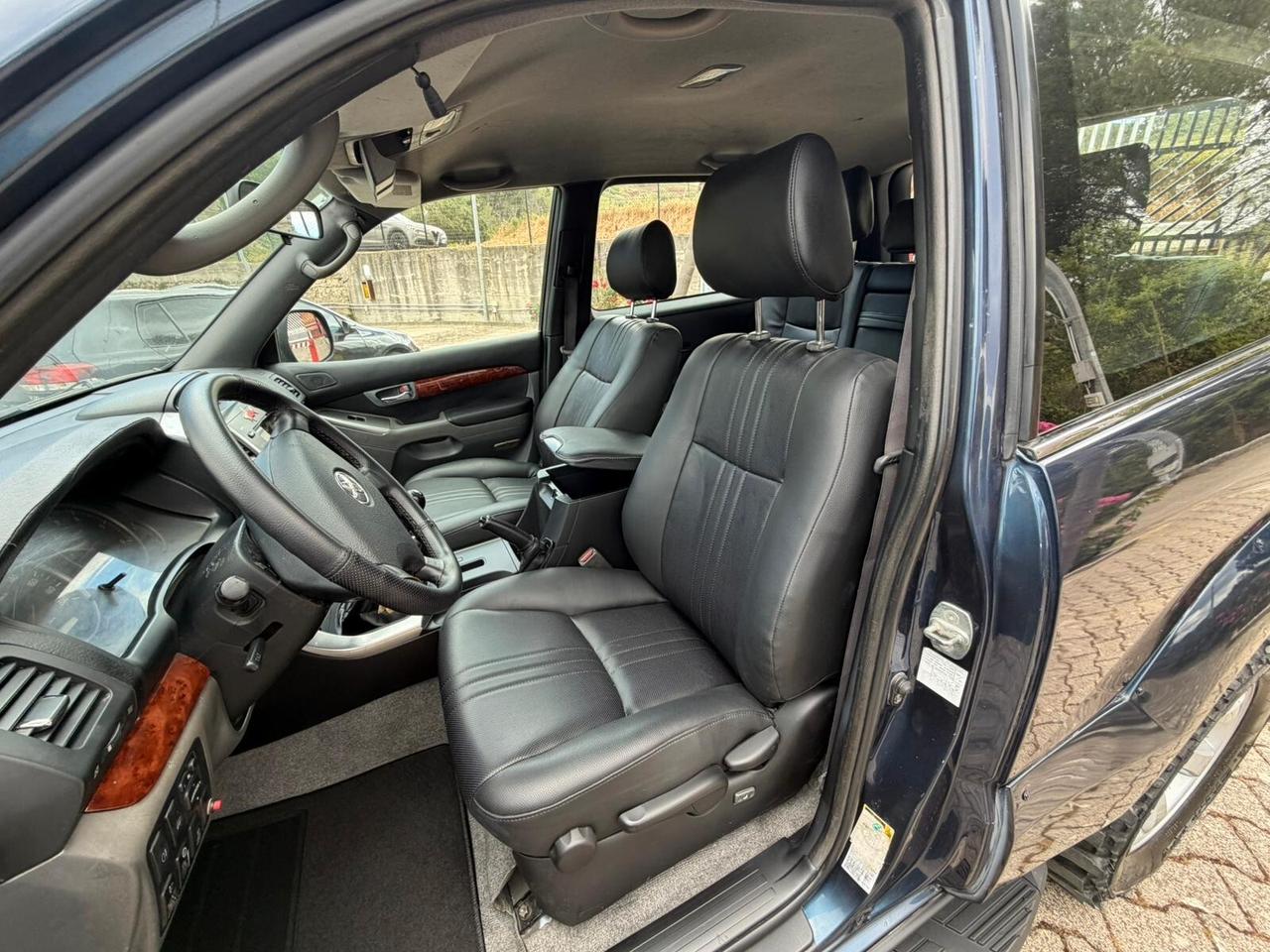 Toyota Land Cruiser 3.0 D-4D 16V cat 5 porte