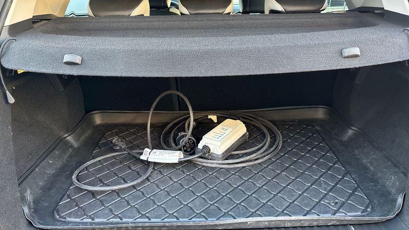 Renault Captur 1.6 E-TECH Plug-in Hybrid 160cv Intens Auto PROMO 1.6 E-TECH Plug-in Hybrid 160cv Intens Auto