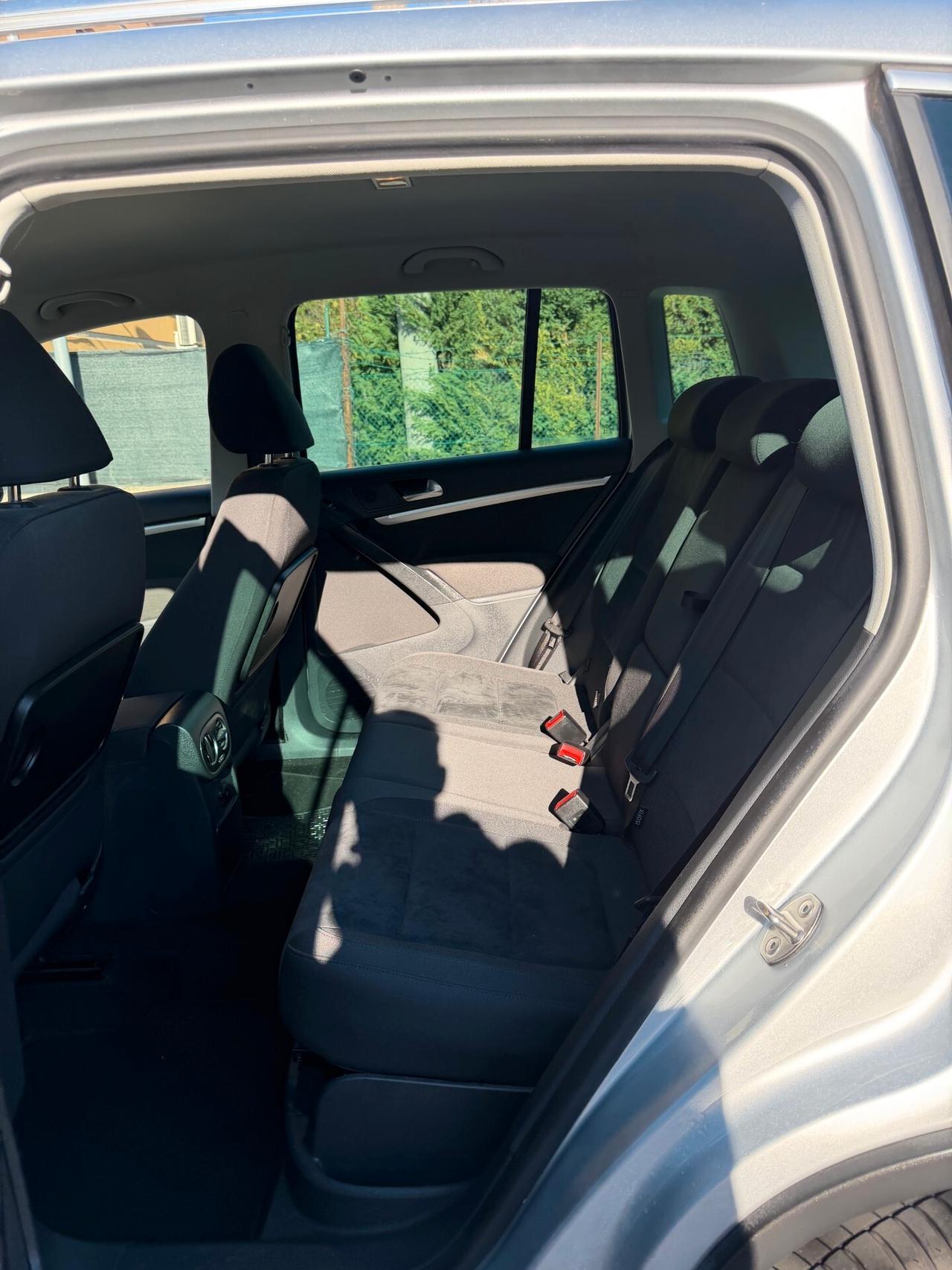 Volkswagen Tiguan 2.0 tdi - NAV. - 12 MESI DI GARANZIA -