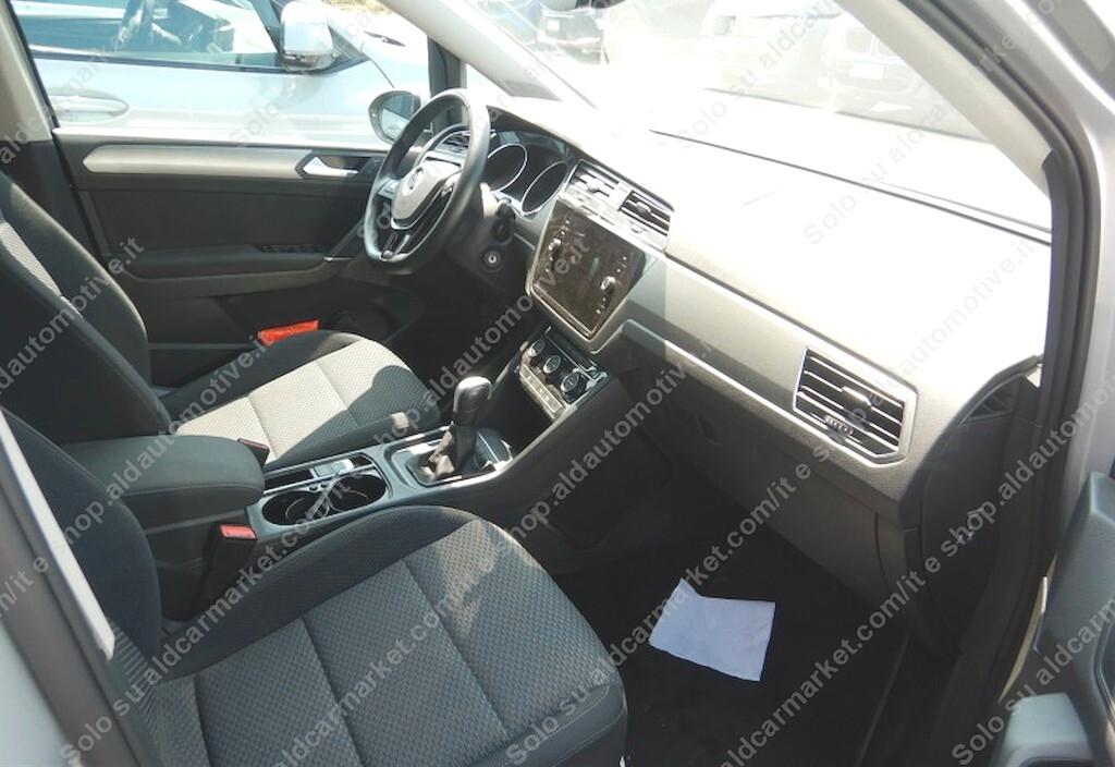 Volkswagen Touran 2.0 TDI 150 CV SCR DSG Business BlueMotion Technology Nav Retrocam 7Posti PDC UNIPRO IVA DEDUCIBILE