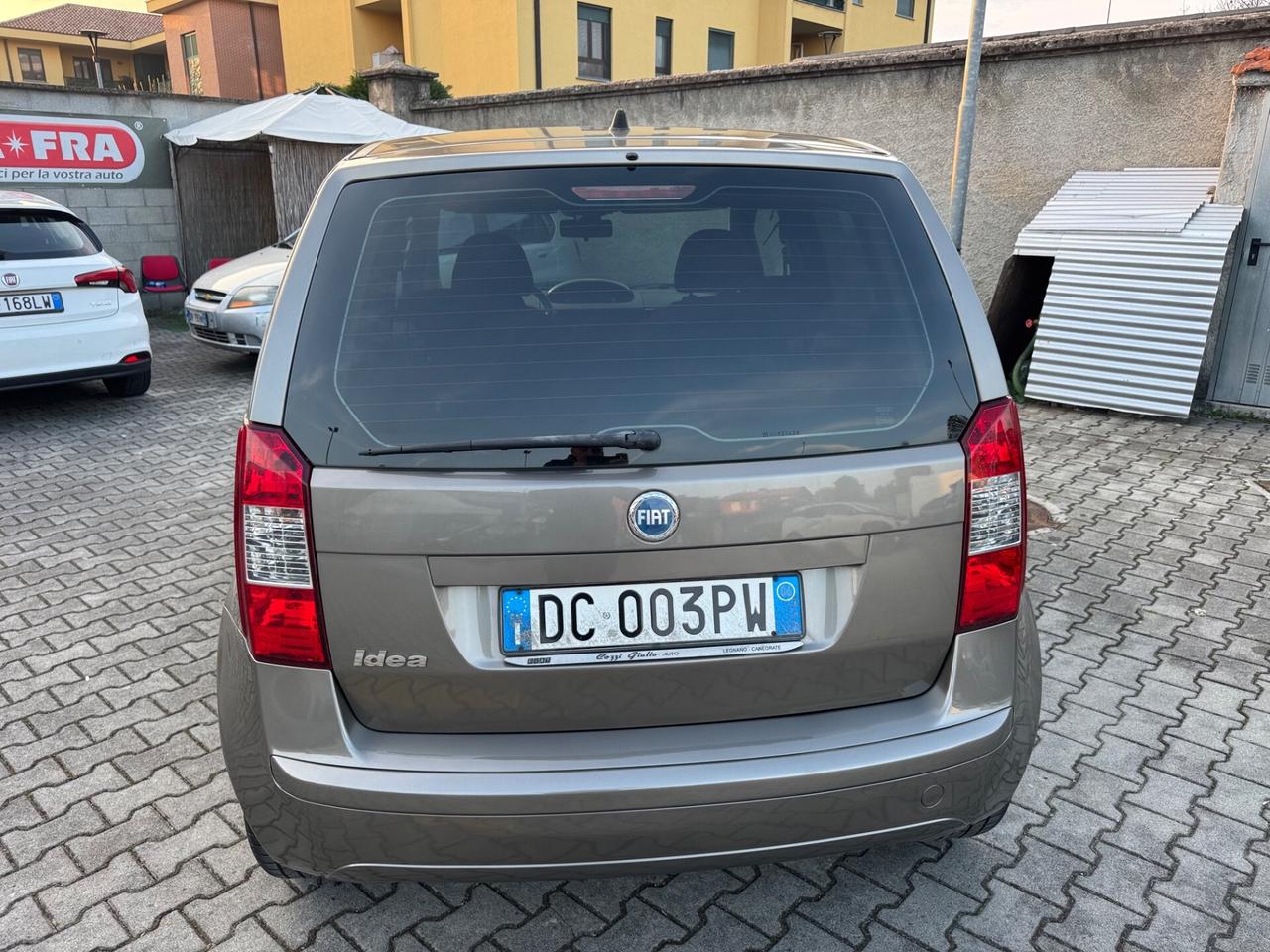 Fiat Idea 1.4 16V Emotion automatica