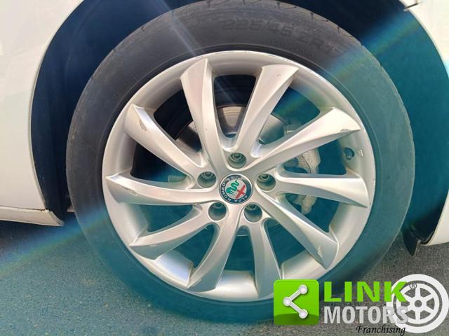 ALFA ROMEO Giulietta 1.6 JTDm TCT 120 CV Business