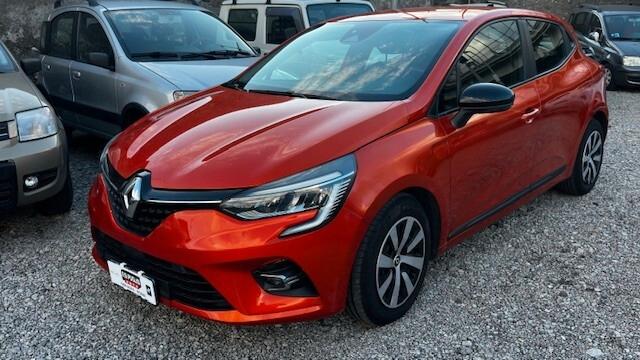 Renault Clio TCe GPL EQUILIBRE KM 48.100 - 2023