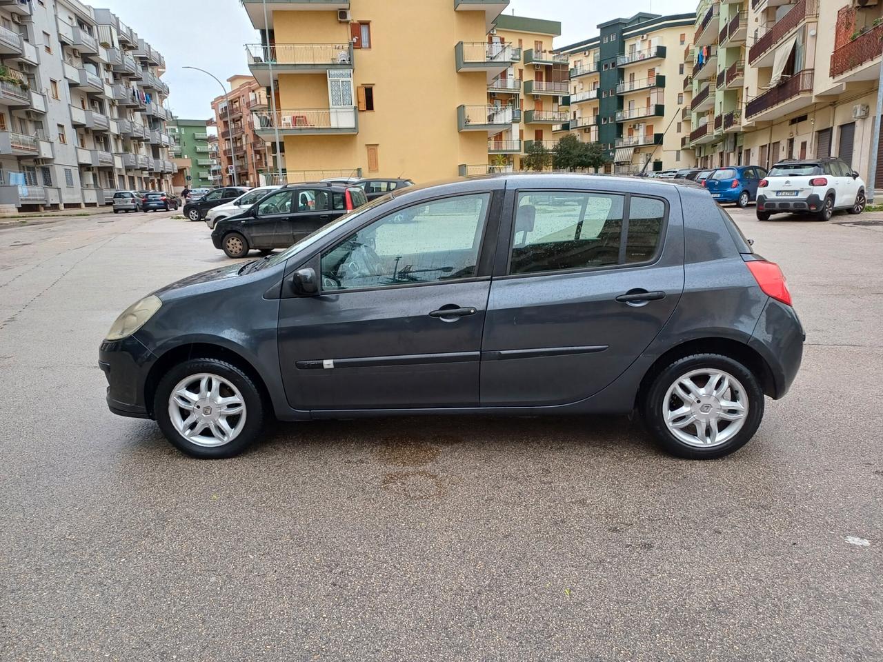 Renault Clio Storia 1.2 5 porte GPL Confort