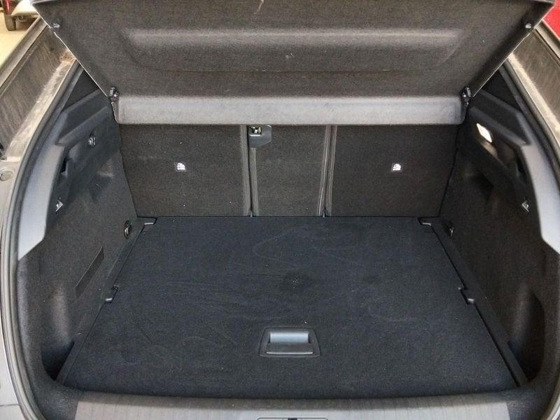 Peugeot 3008 Hybrid 145 GT e-DCS 6