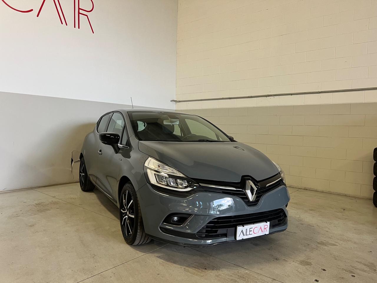 Renault Clio dCi 8V 75 CV 5 porte Moschino Zen