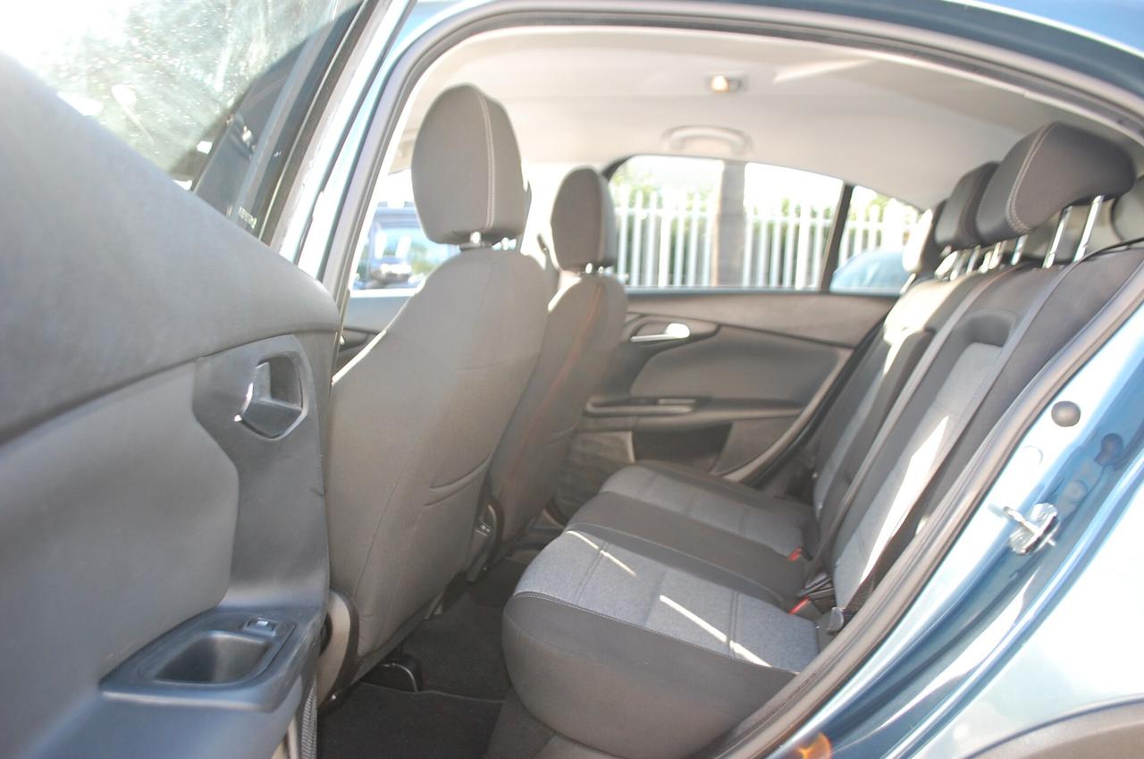 Fiat Tipo Cross II 5p 1.0 100CV Uff Italy Navi Led USB Lega