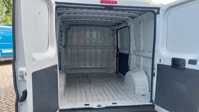 FIAT Ducato 30 2.3 MJT 120CV PC-TN Furg. Az.Italia 100.000 km