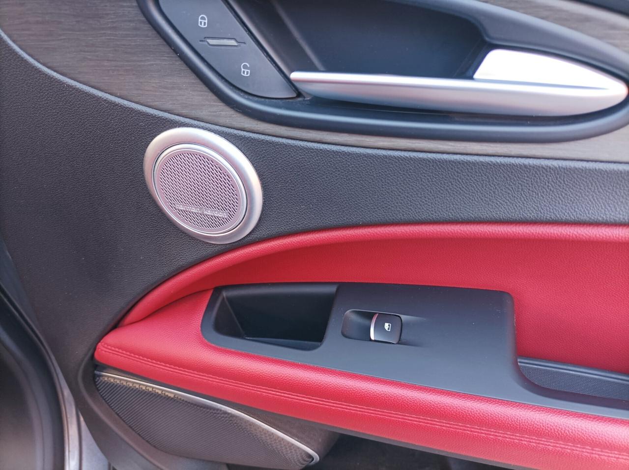 Alfa Romeo Stelvio 2.2 Turbodiesel 190 CV AT8 RWD Business