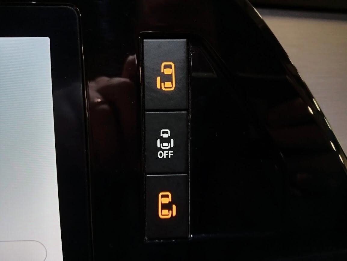 Volkswagen T7 Multivan TDI DSG 7P GANCIO + PORTE E BAULE ELETTRICO