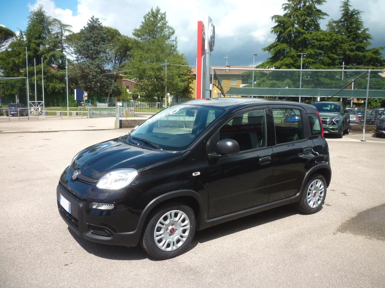 FIAT Panda 1.0 Hybrid 70 CV KM0 NERO 2024