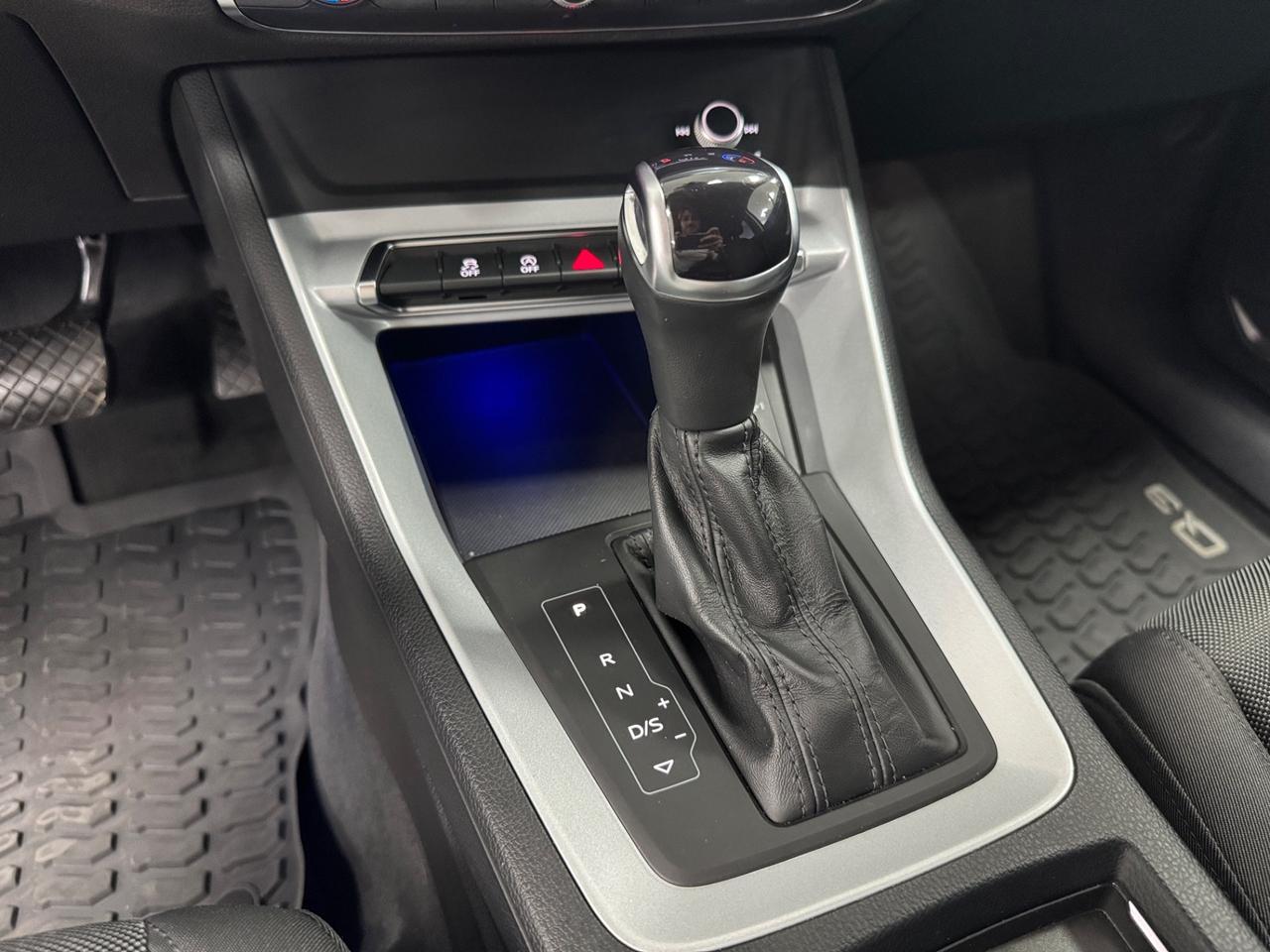 Audi Q3 35 TDI S tronic Business Advanced