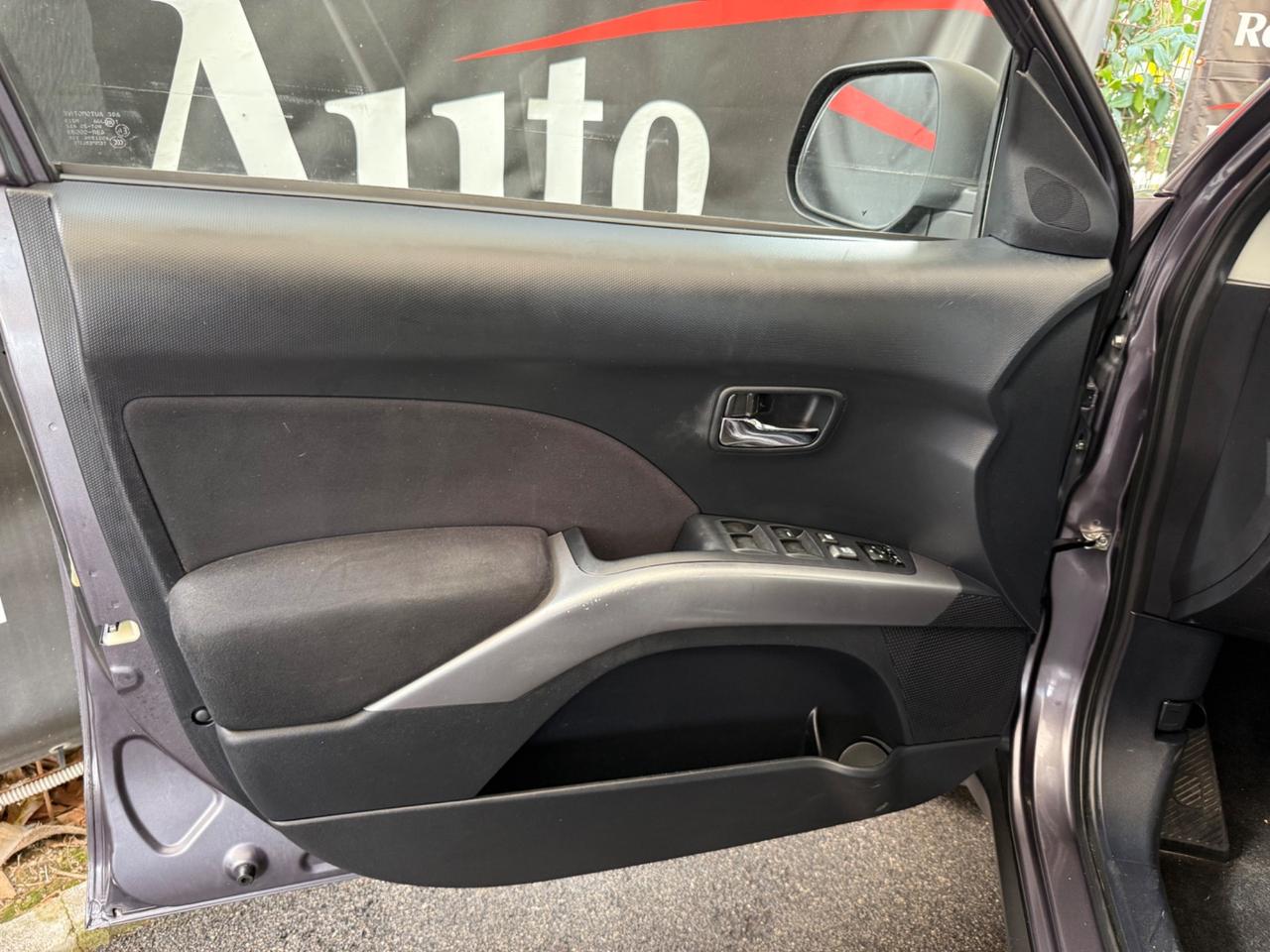 Mitsubishi Outlander 2.0 DI-D Intense DPF