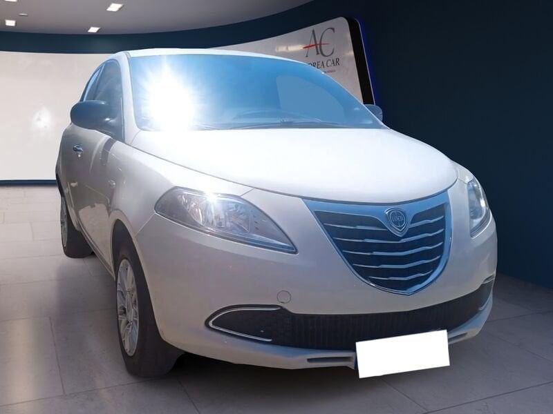 Lancia Ypsilon Ypsilon 0.9 t.air Gold s/CL ecochic metano 80cv E6