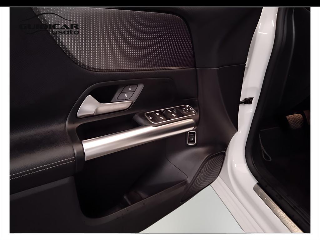 Mercedes-Benz Classe B - W247 2018 - B 180 d Sport Plus auto