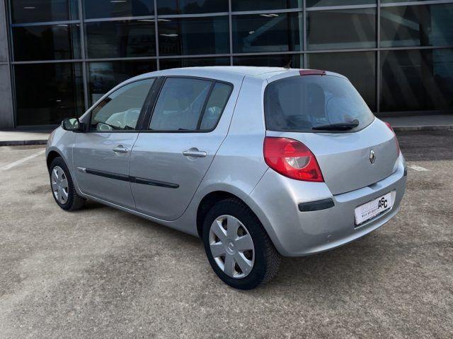 RENAULT Clio 1.2 BENZ 75 CV 16V 5 porte ADATTA NEOPATENTATI