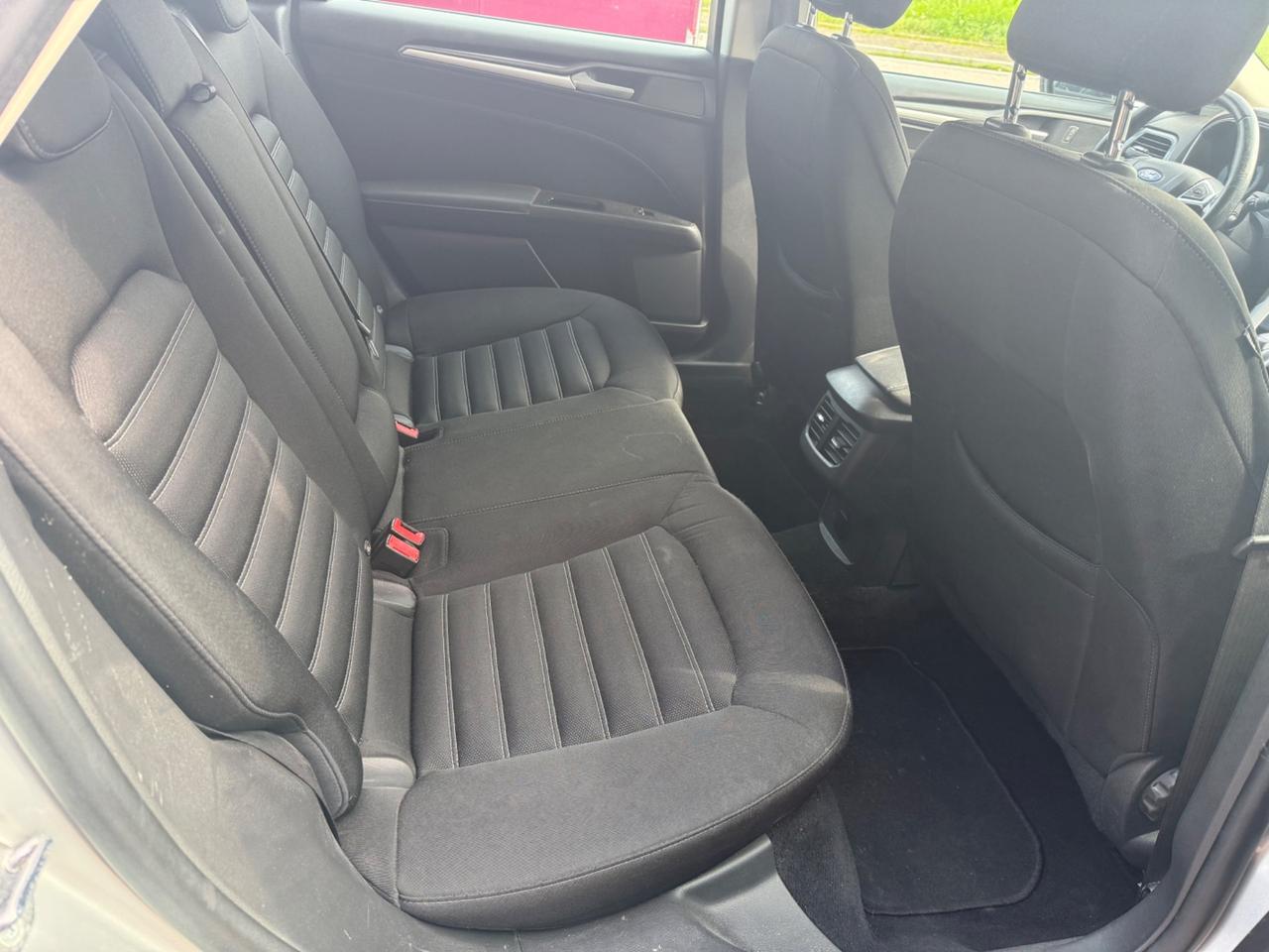 Ford Mondeo 2.0 TDCi 150 CV S&S Powershift Station Wagon Vignale