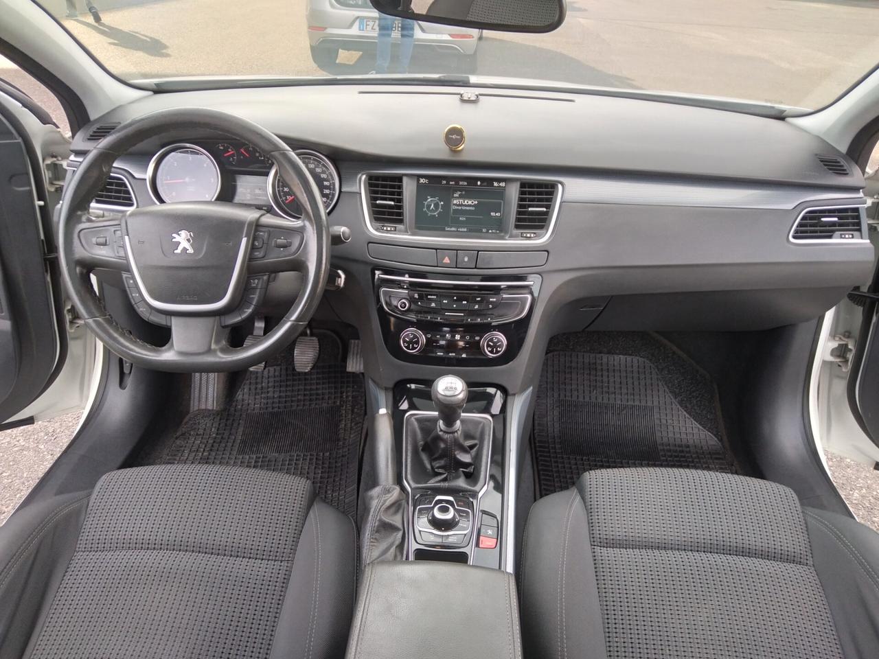Peugeot 508 2.0 HDi 140CV SW Ciel Allure x neopatentati