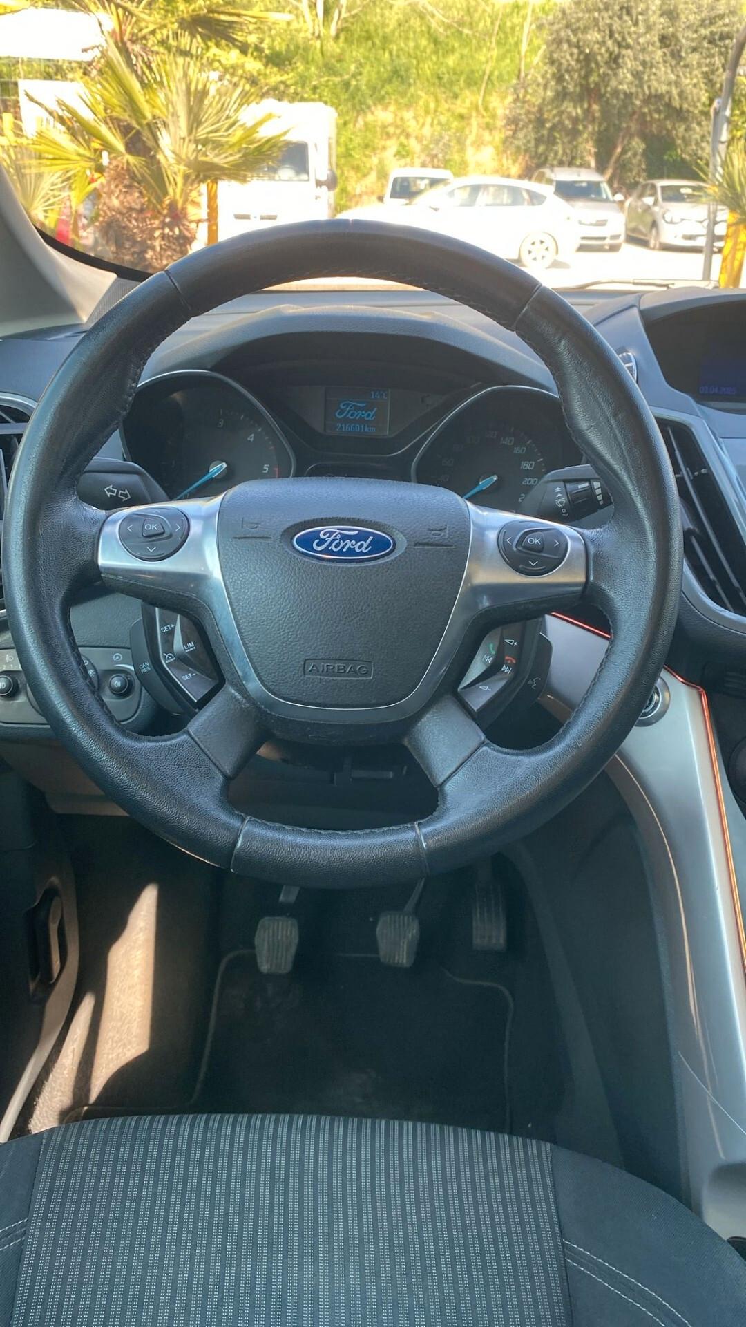 Ford GRAND C-Max 7 POSTI !!