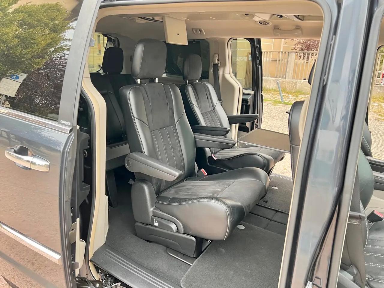 Lancia Voyager 2.8 Turbodiesel Platinum 177 CV