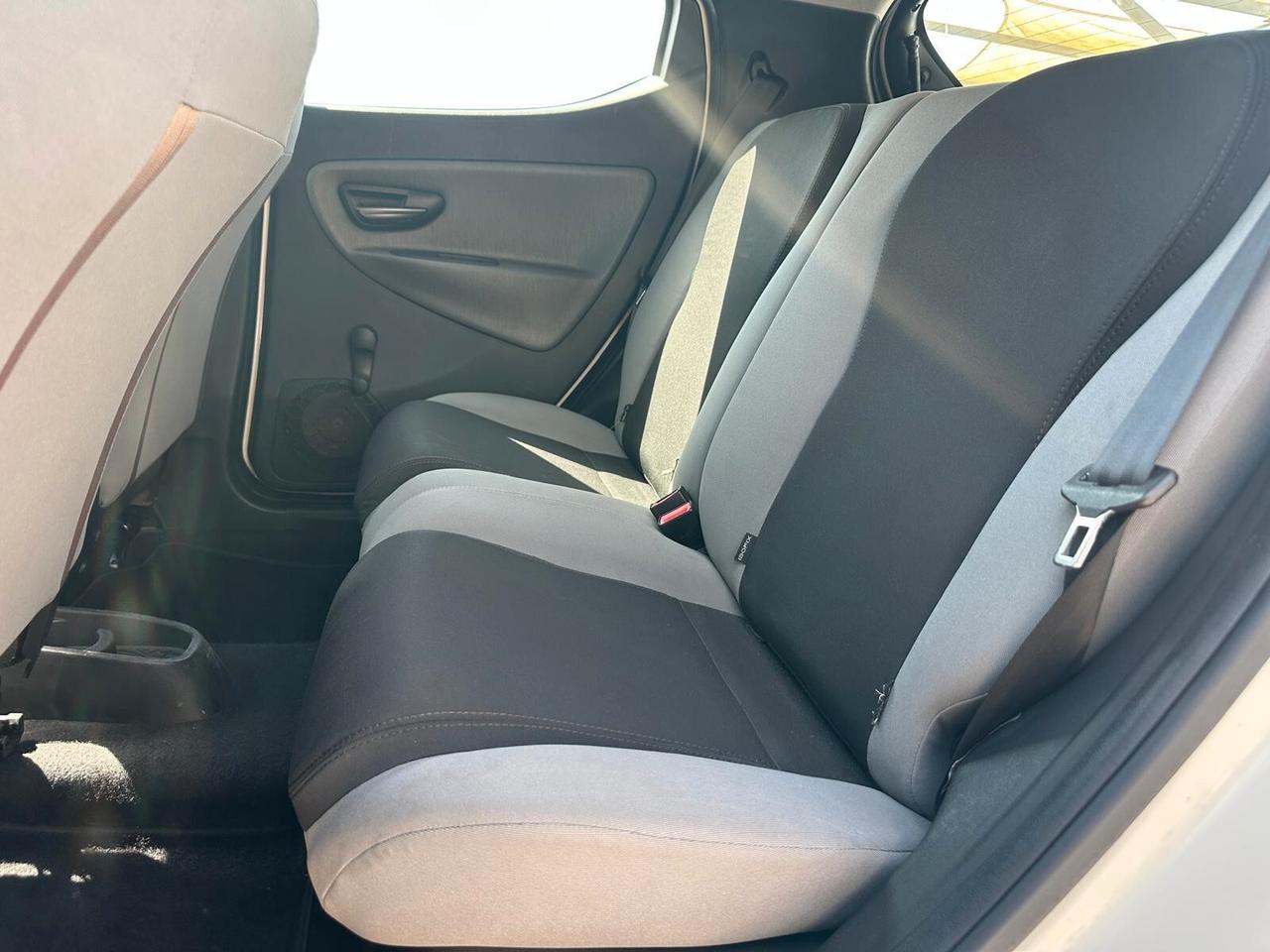 Lancia Ypsilon 1.2 Benzina
