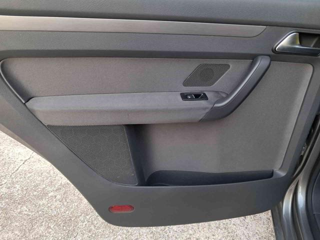 VOLKSWAGEN Touran 1.4 TSI Highline EcoFuel